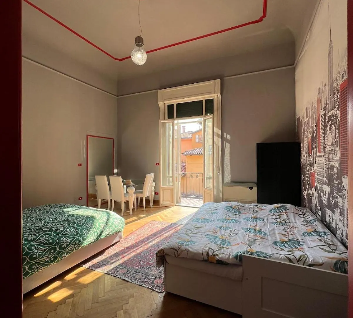 The Window On The Courtyard, Entire Apartment - La Finestra Sul Cortile, Intero Appartamento 博洛尼亚